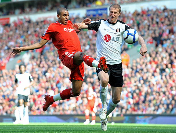 組與堅固的 組與堅固的