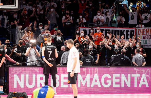 他将无缘与 他将无缘与